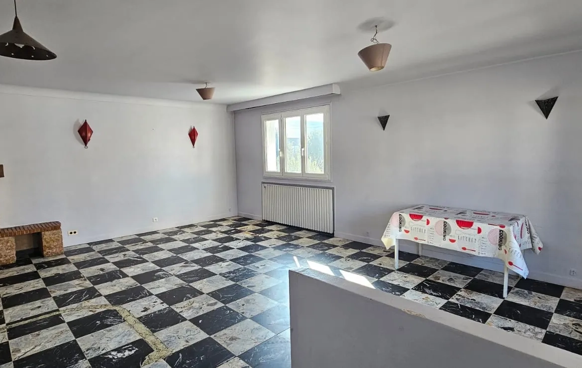 Appartement T4 à rénover de 81,52 m² aux Pavillons-sous-Bois – Potentiel et calme 