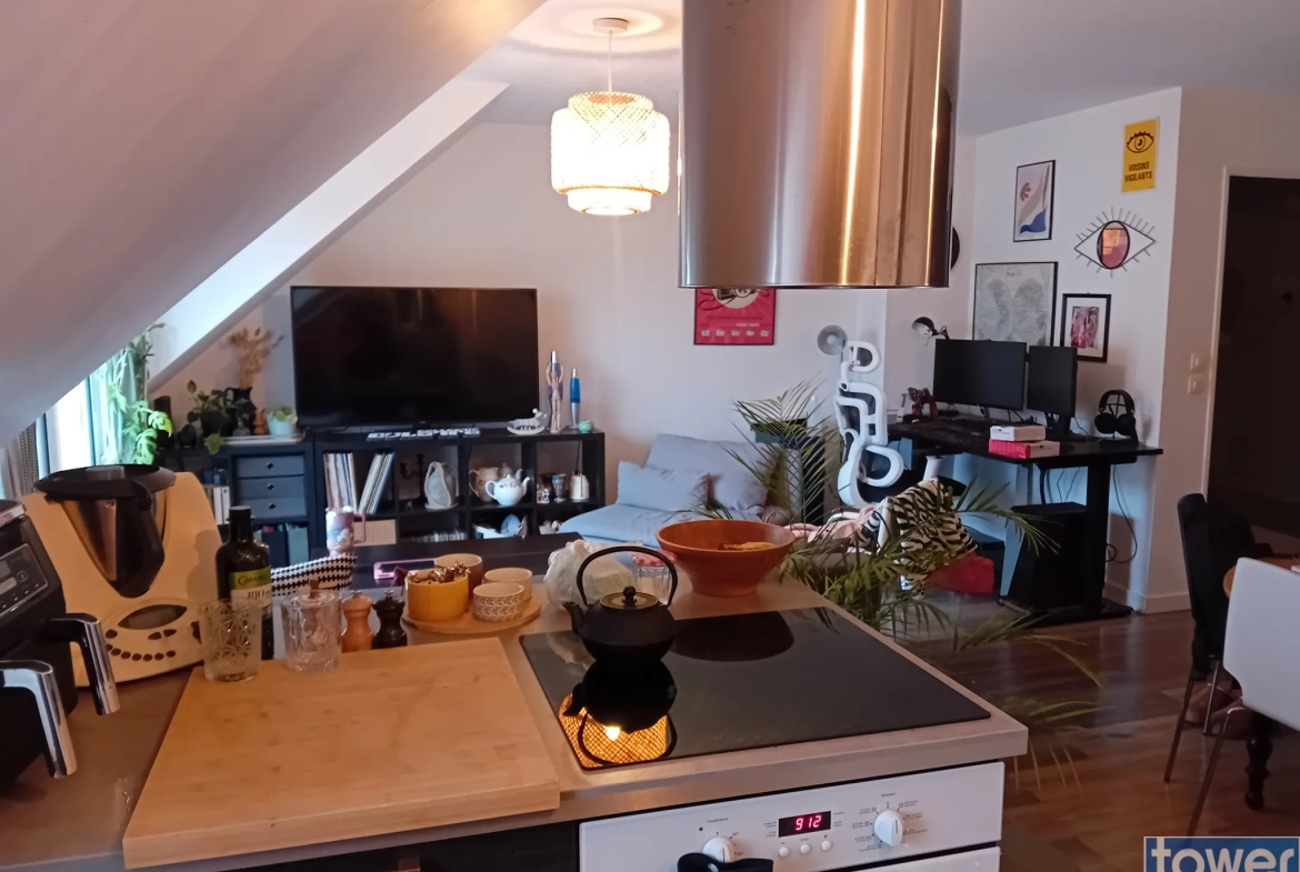 Appartement T2 à Caen Centre avec garage et balcon - Investissement idéal 