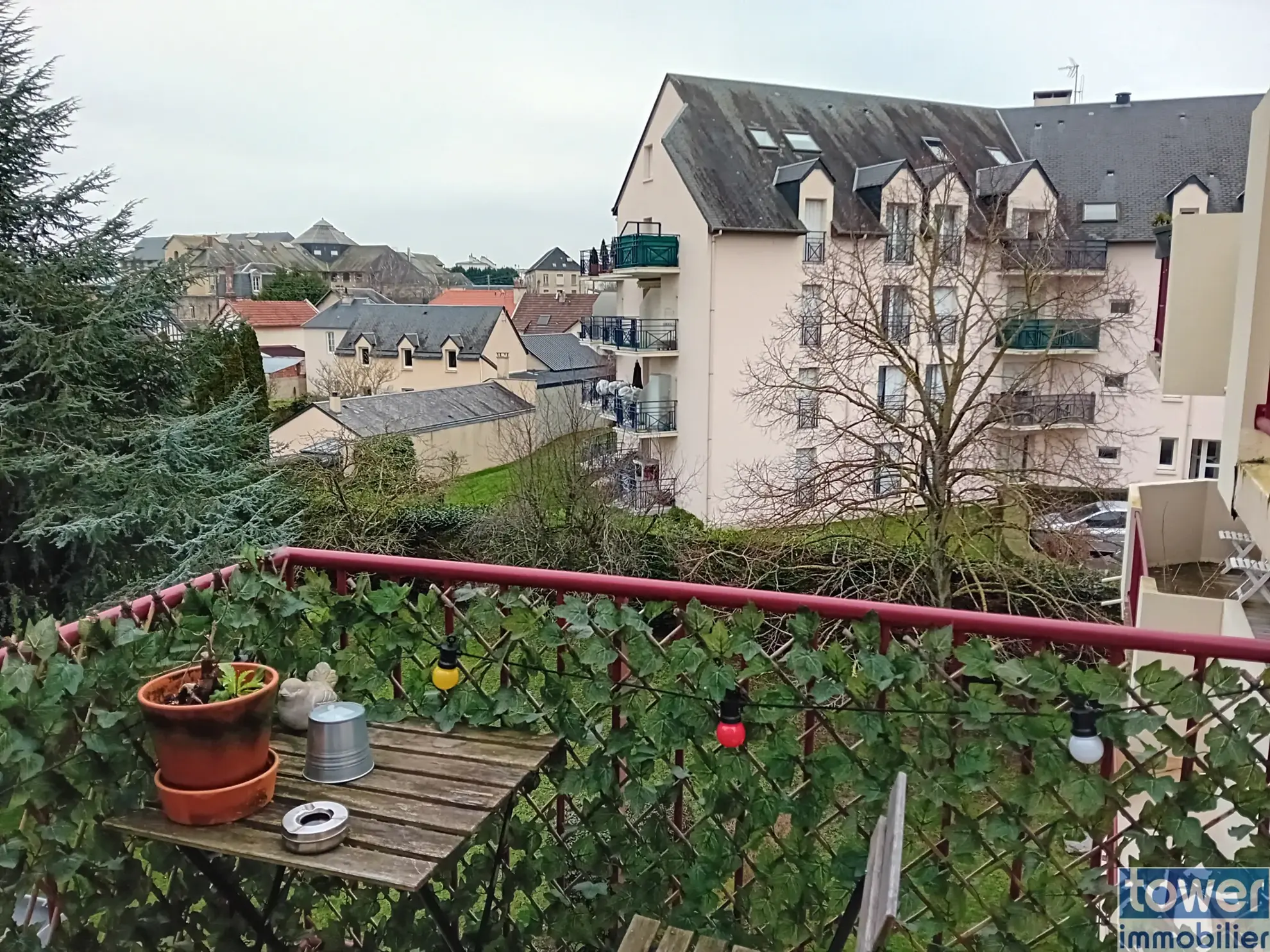 Appartement T2 à Caen Centre avec garage et balcon - Investissement idéal 