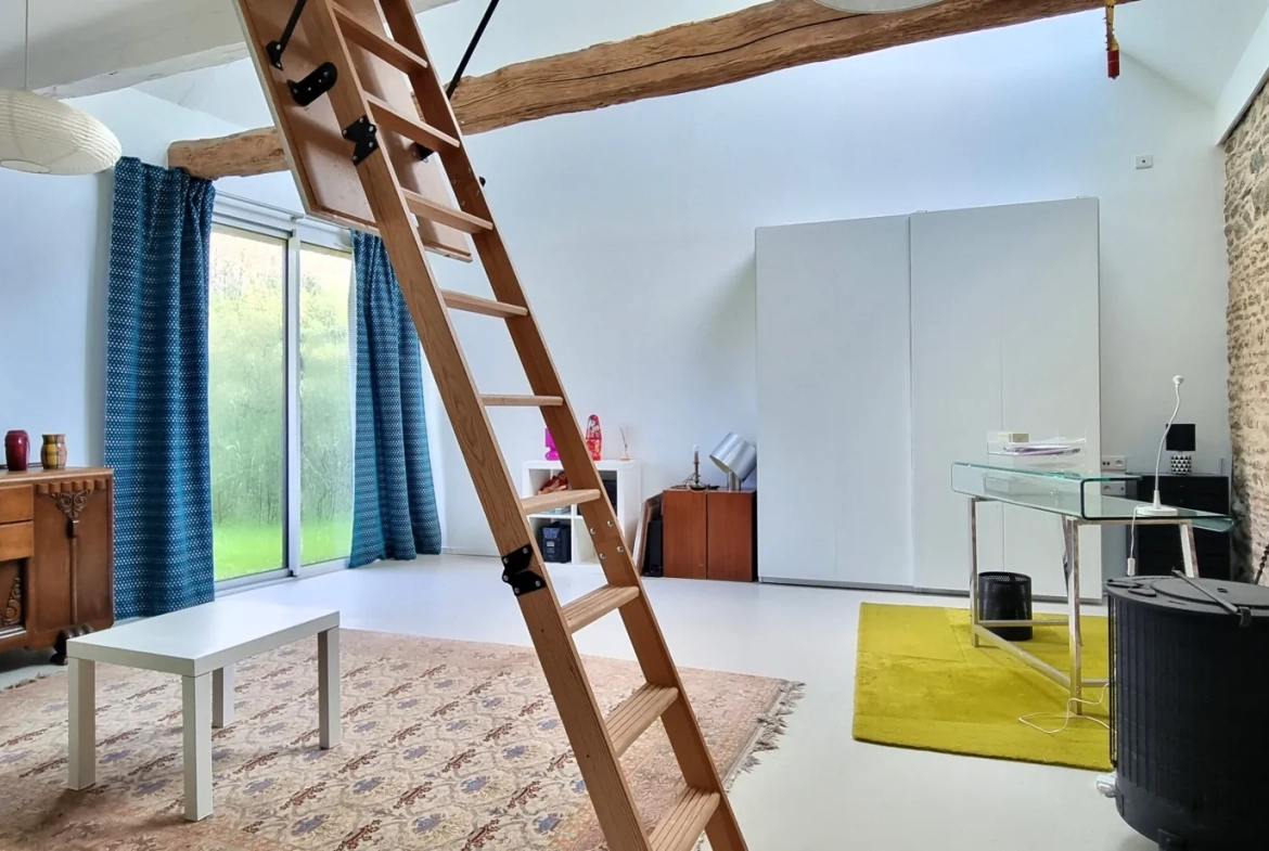 Magnifique longère de 5 pièces avec gîte indépendant à Ménéac, près de Rennes 