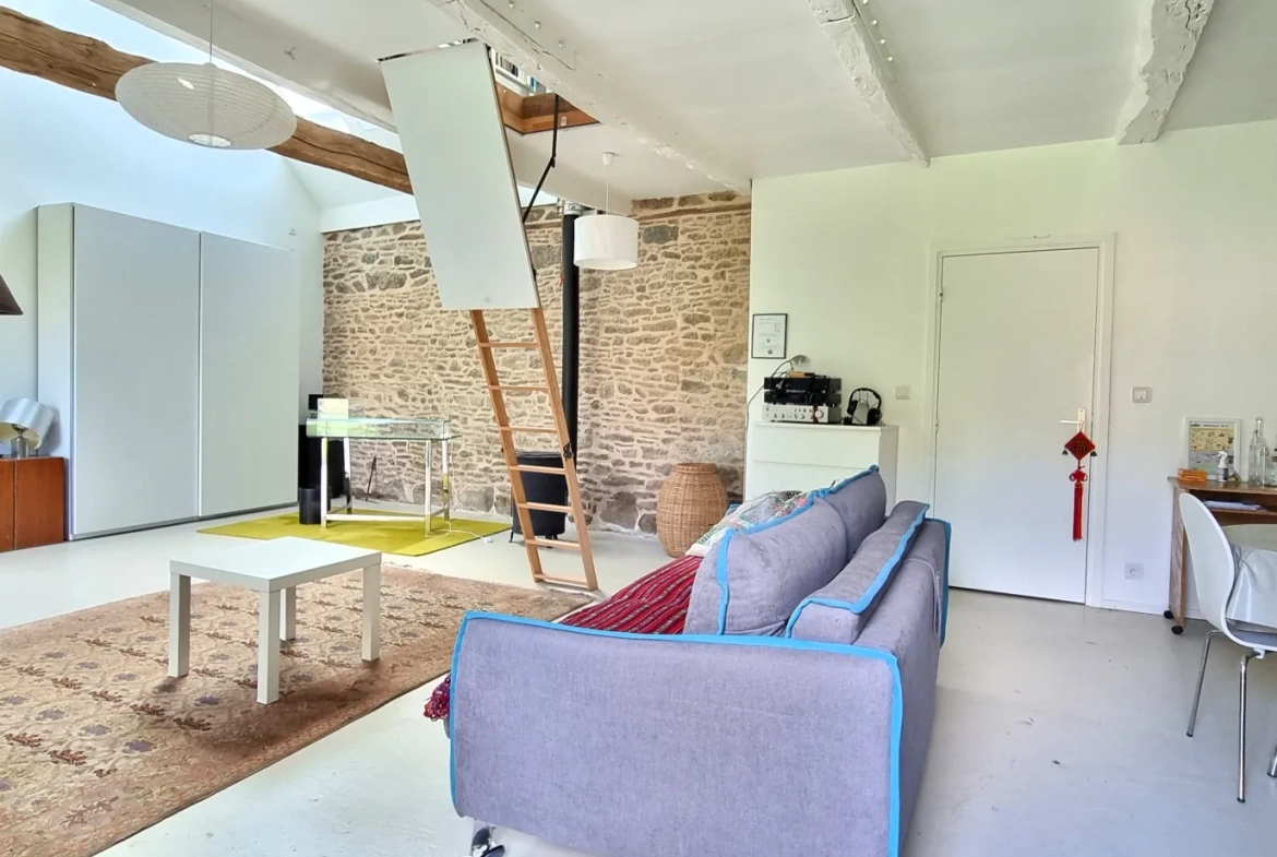 Magnifique longère de 5 pièces avec gîte indépendant à Ménéac, près de Rennes 