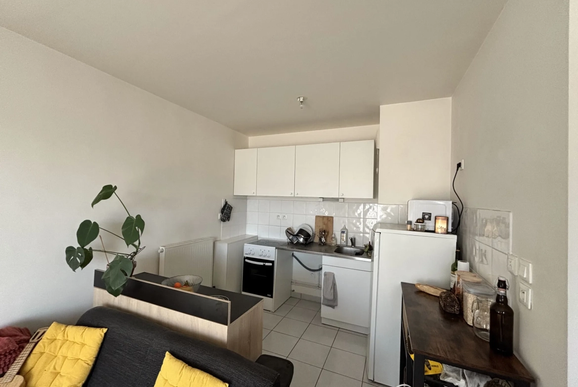 Appartement 2 pièces avec balcon à Hérouville-Saint-Clair – Résidence récente 