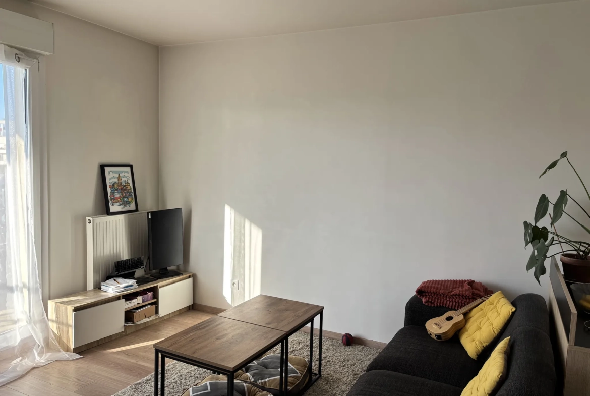Appartement 2 pièces avec balcon à Hérouville-Saint-Clair – Résidence récente 