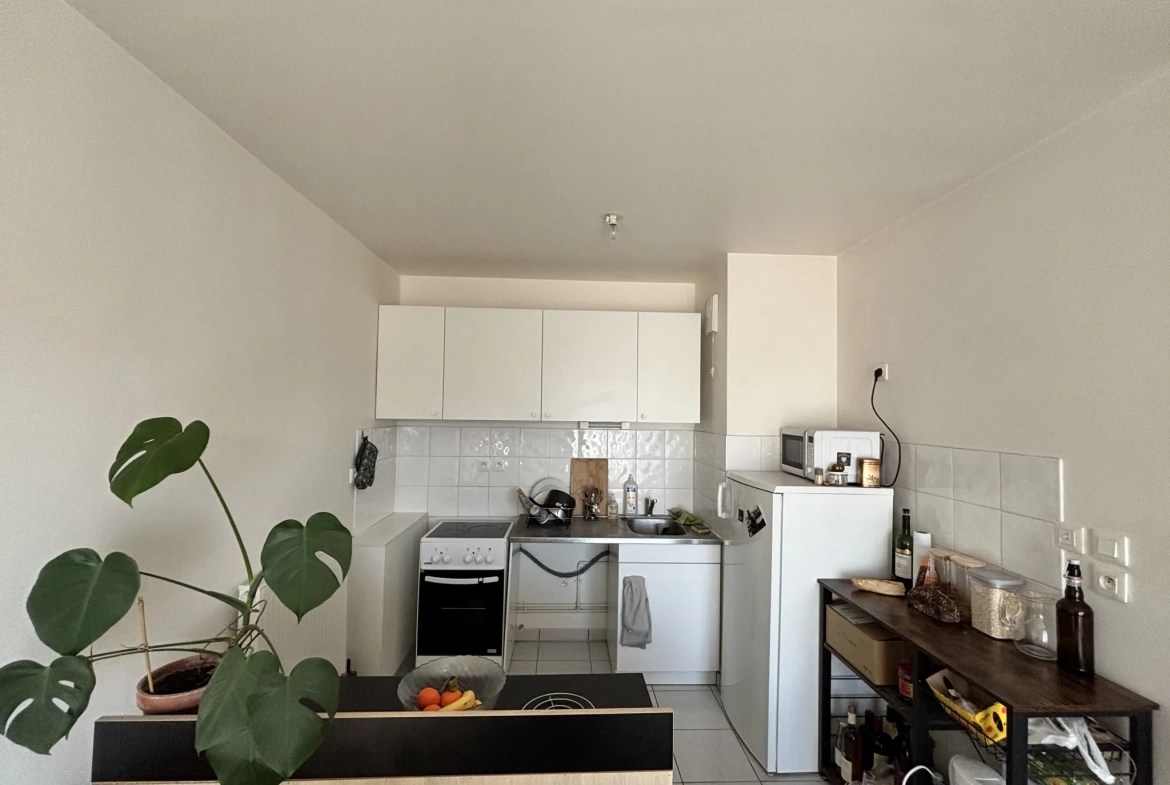 Appartement 2 pièces avec balcon à Hérouville-Saint-Clair – Résidence récente 