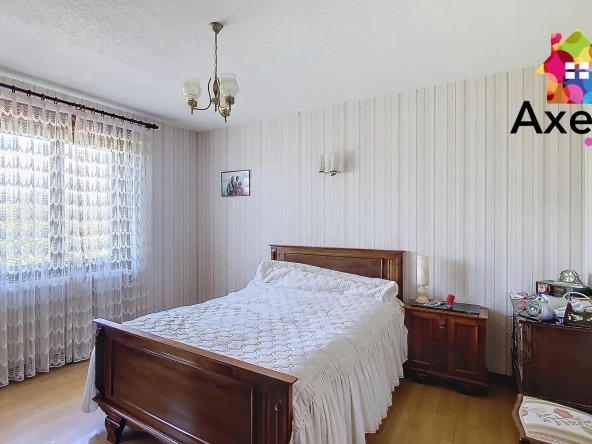 Maison à vendre avec beau terrain à Saint Denis de Cabanne, 3 chambres, proche Charlieu 