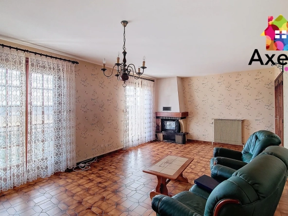 Maison à vendre avec beau terrain à Saint Denis de Cabanne, 3 chambres, proche Charlieu 