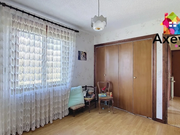 Maison à vendre avec beau terrain à Saint Denis de Cabanne, 3 chambres, proche Charlieu 
