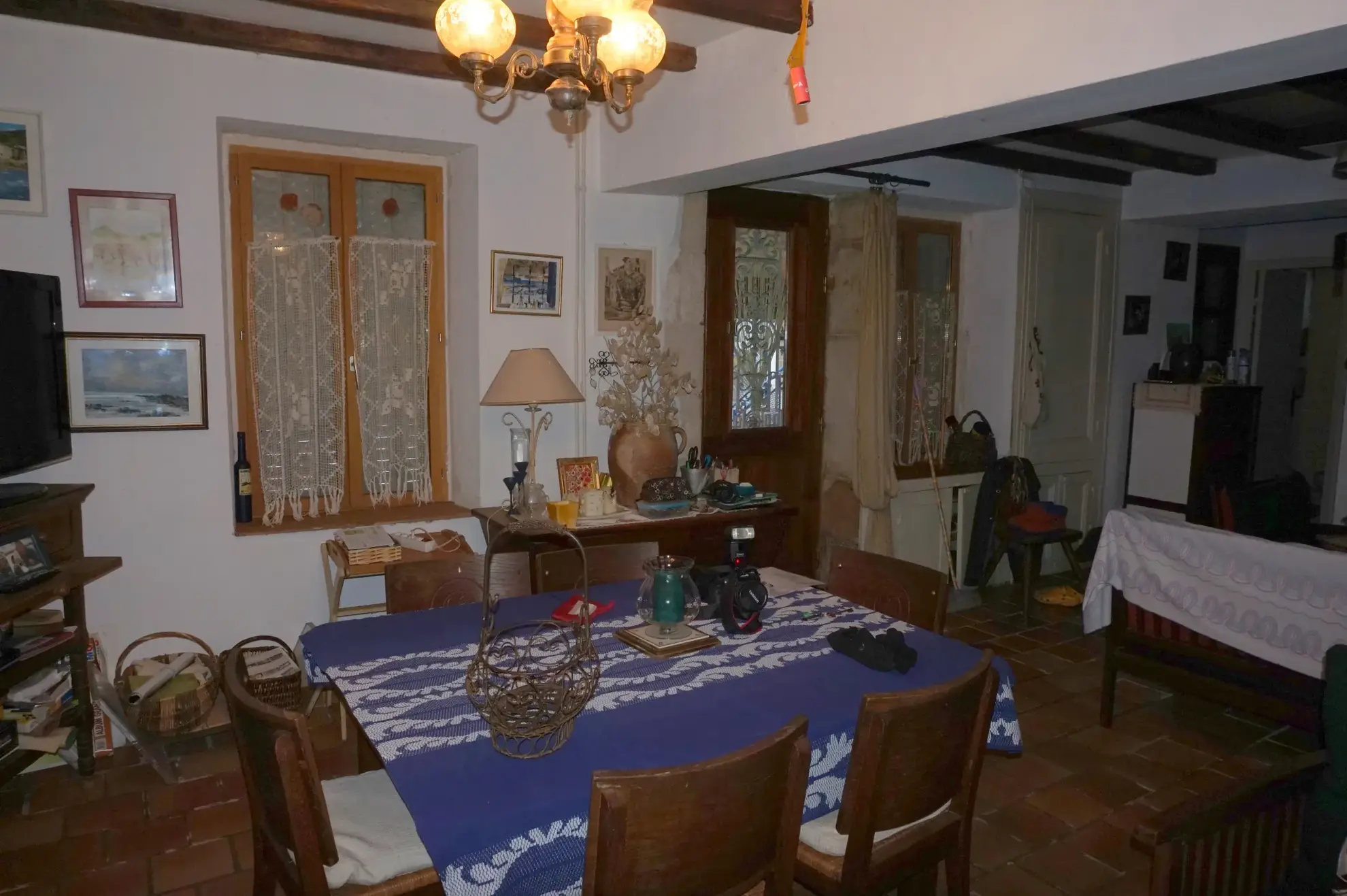 À vendre à Semelay deux maisons sur parcelle de 377 m² avec jardin et garage 