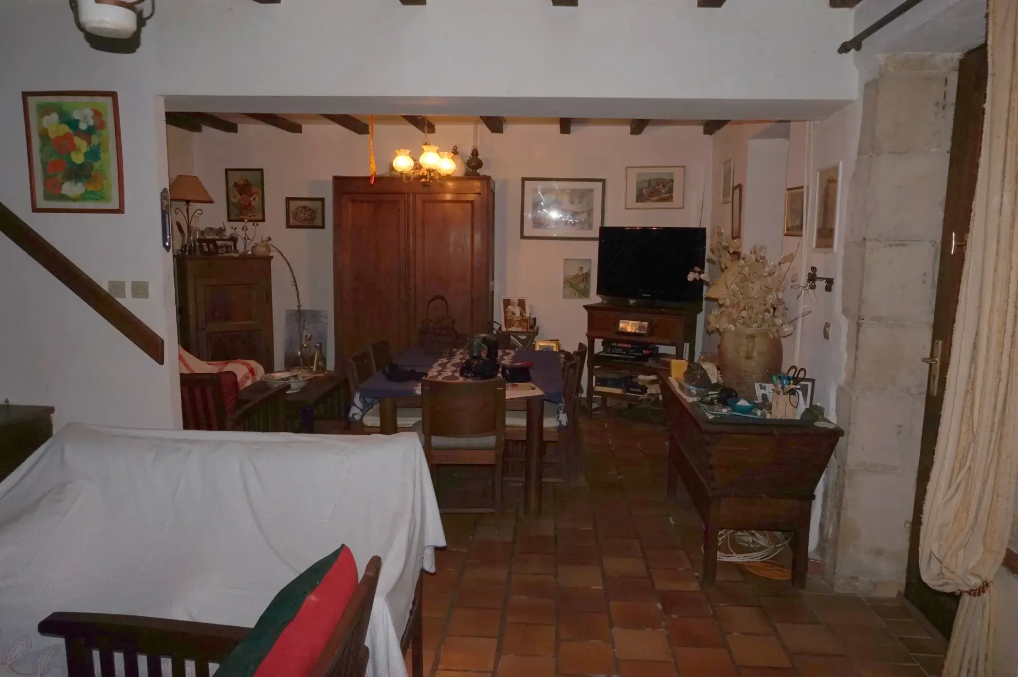 À vendre à Semelay deux maisons sur parcelle de 377 m² avec jardin et garage 