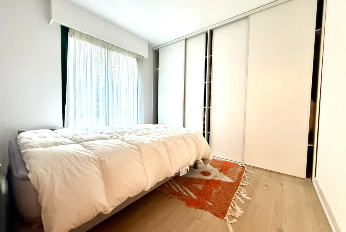 Appartement T3/T4 de 83 m² avec terrasse et cave au centre de Perpignan 