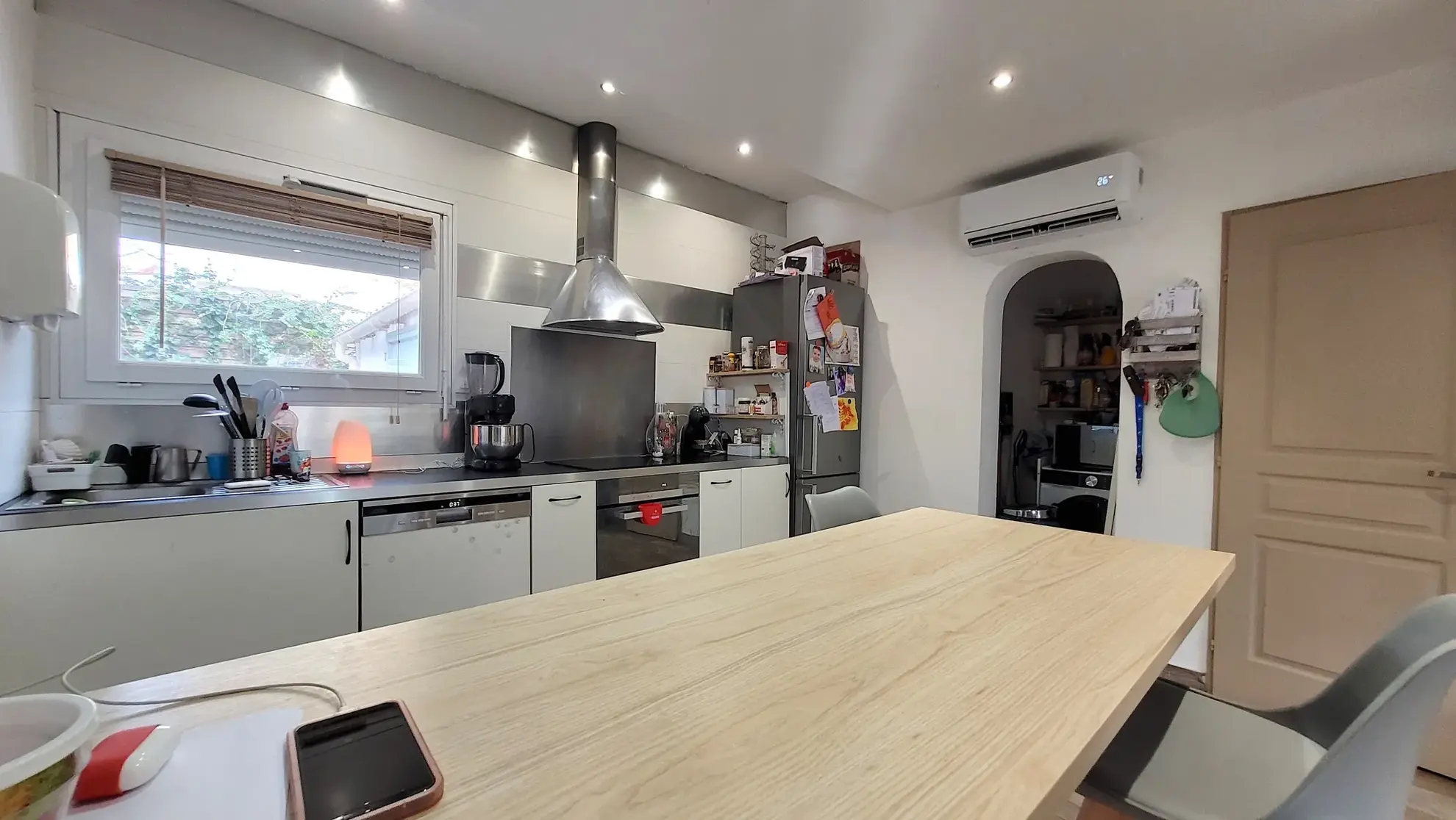Maison rénovée avec piscine et atelier à Septèmes-les-Vallons - 3 pièces 