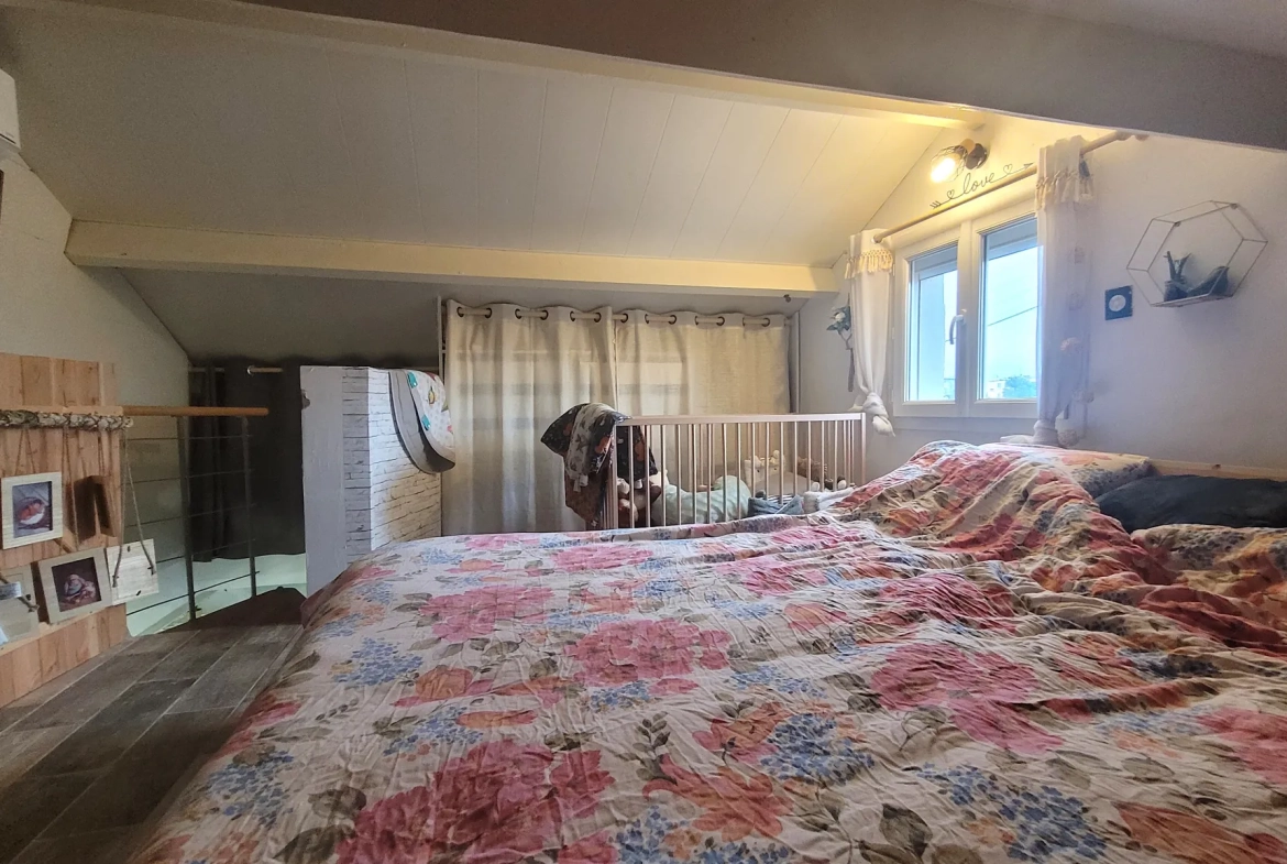 Maison rénovée avec piscine et atelier à Septèmes-les-Vallons - 3 pièces 