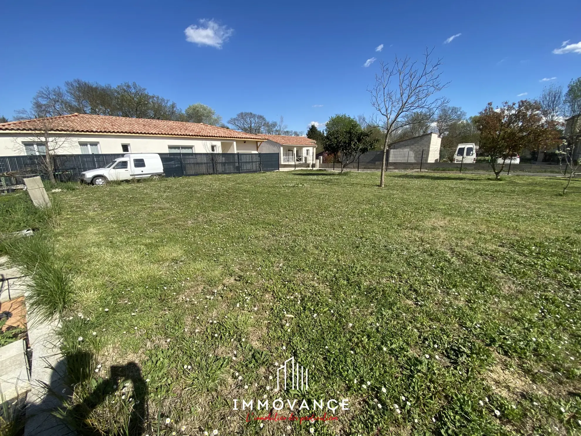 Terrain à bâtir de 580 m² à Bagard, calme et viabilisé 