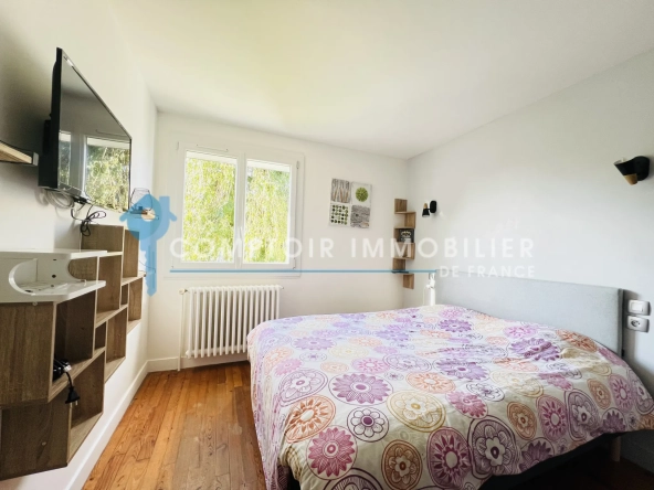 Maison de plain-pied à Auneau proche commodités avec jardin 