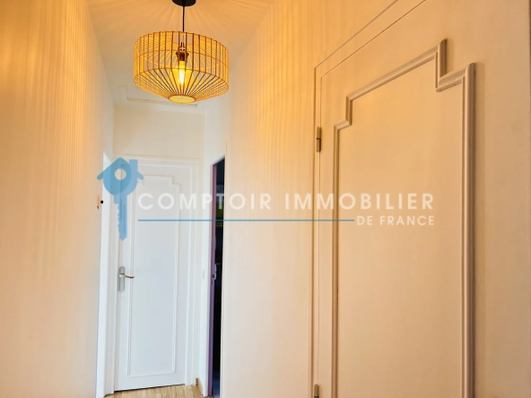 Maison de plain-pied à Auneau proche commodités avec jardin 