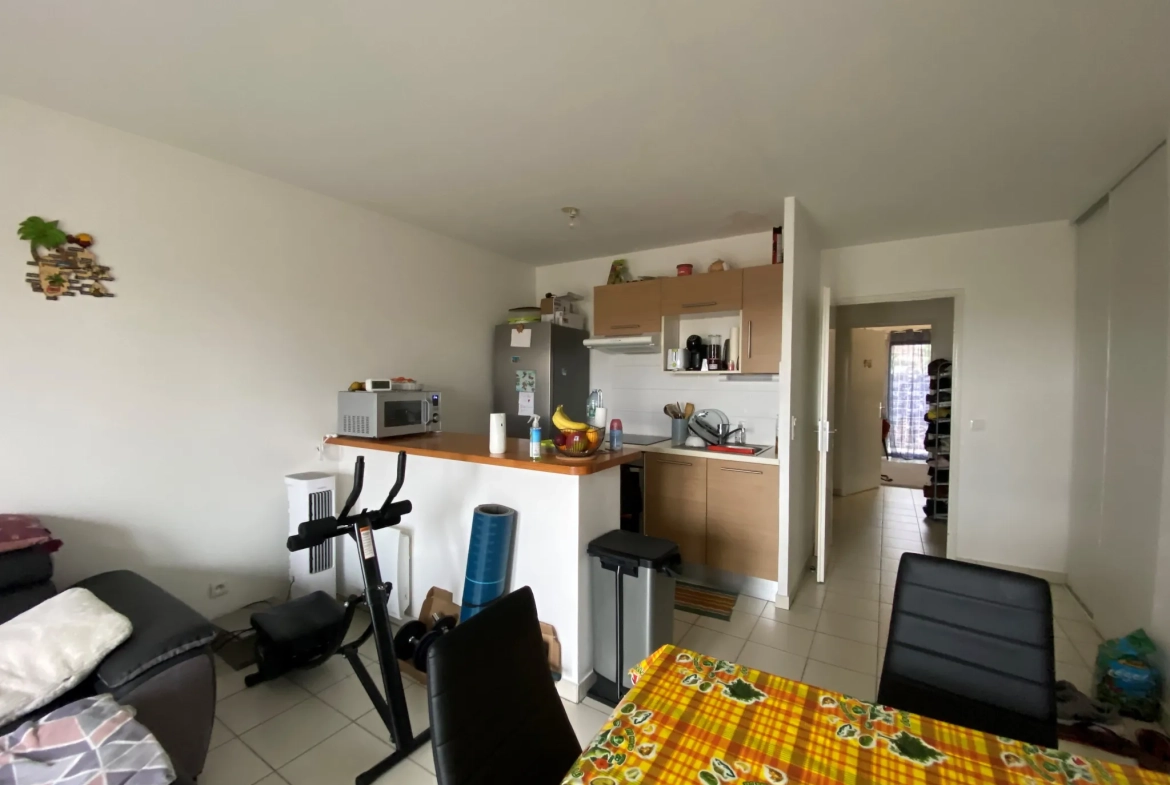 Appartement 3 pièces à Ris-Orangis - Patio de Roses, 59m² avec parking et balcon 