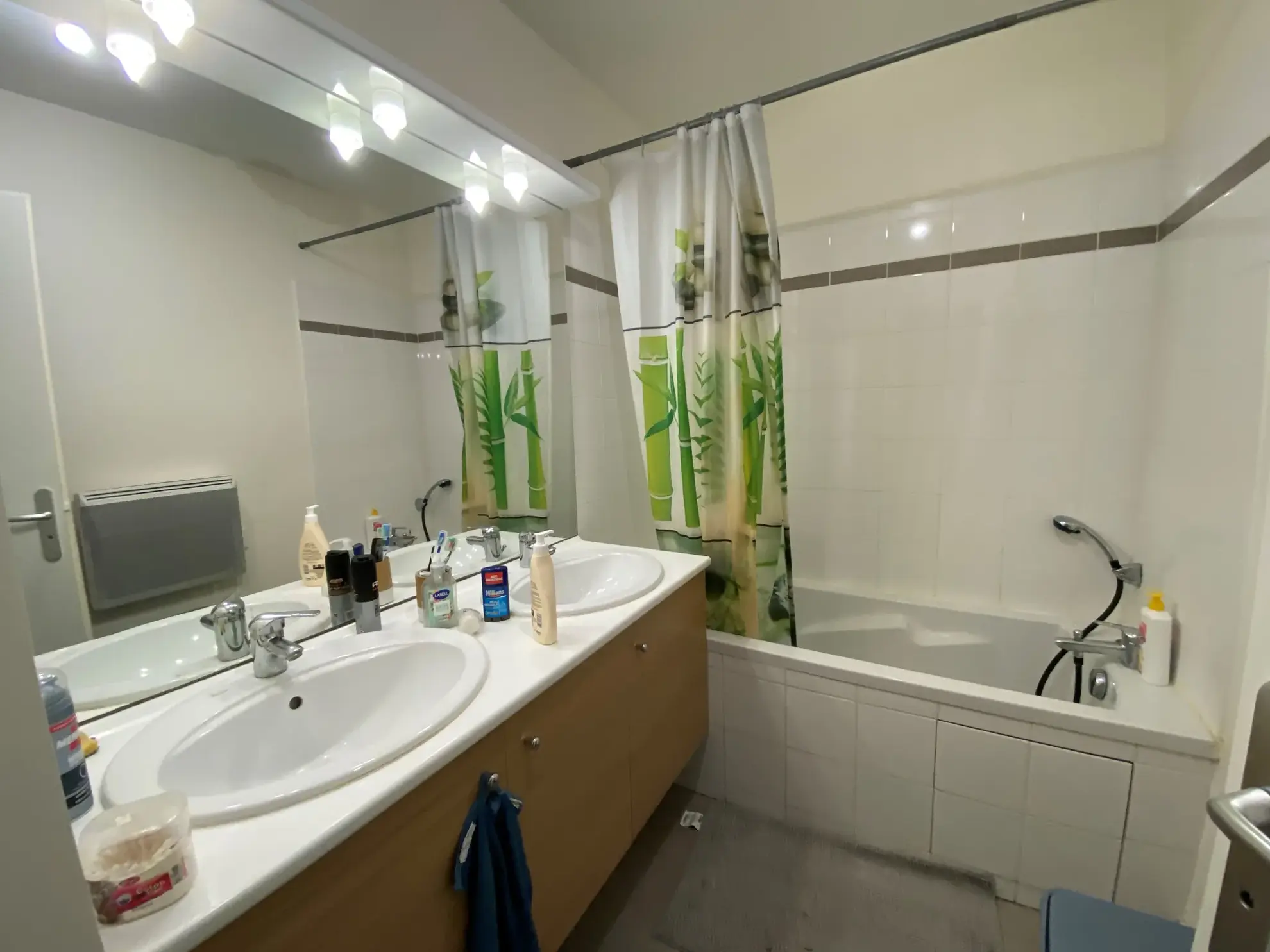 Appartement 3 pièces à Ris-Orangis - Patio de Roses, 59m² avec parking et balcon 