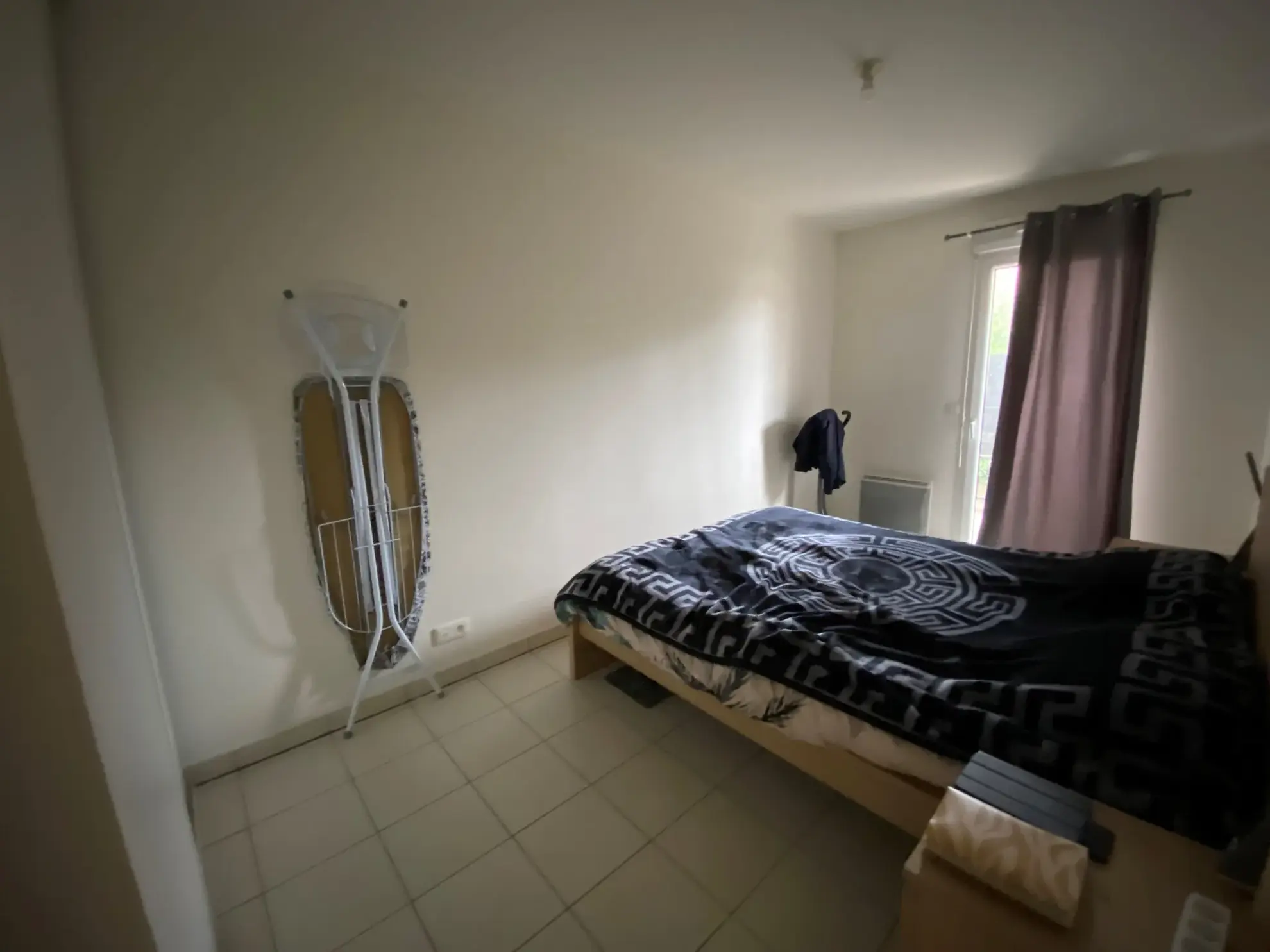 Appartement 3 pièces à Ris-Orangis - Patio de Roses, 59m² avec parking et balcon 