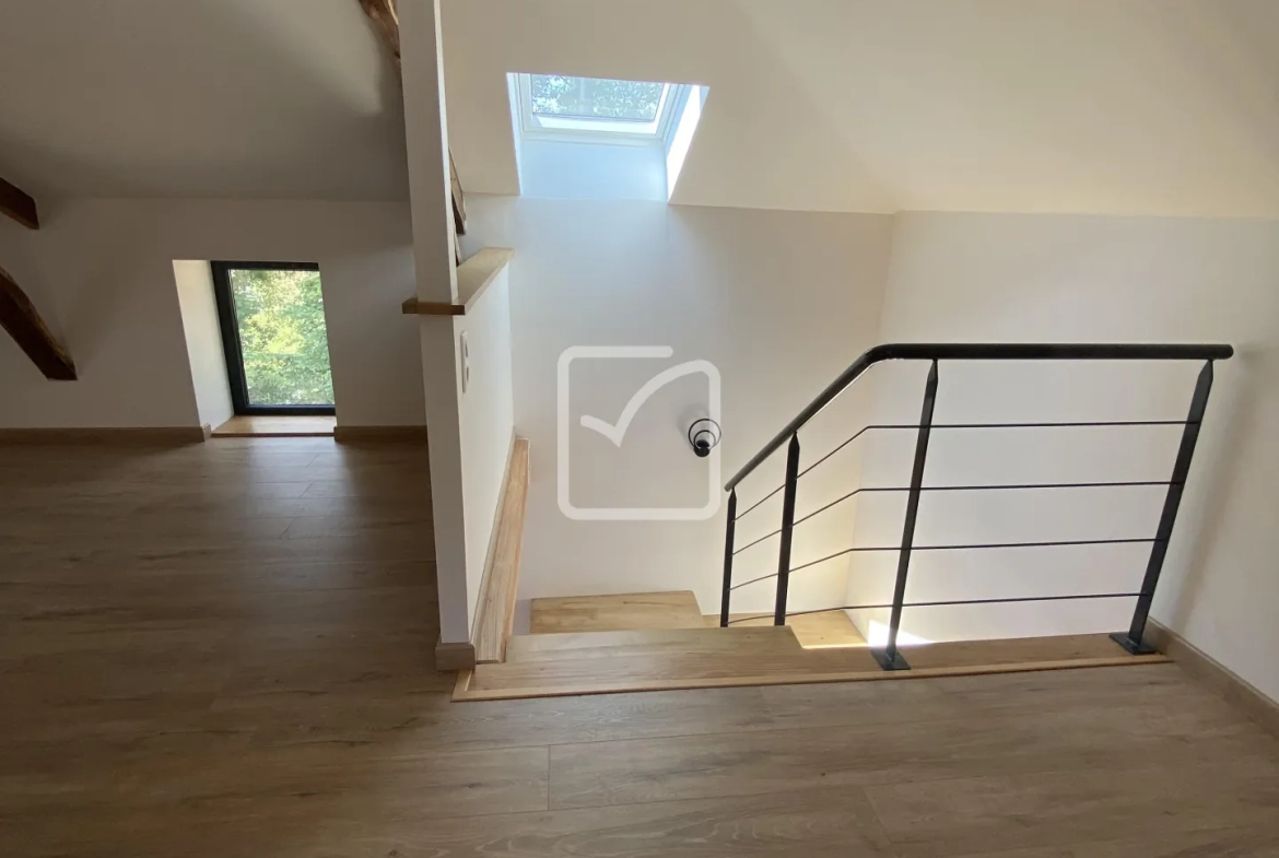 Charmante maison rénovée avec jardin à Terrou, Lot 