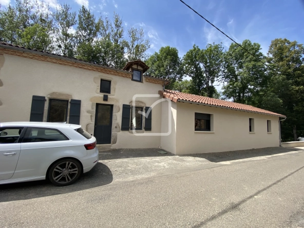 Charmante maison rénovée avec jardin à Terrou, Lot