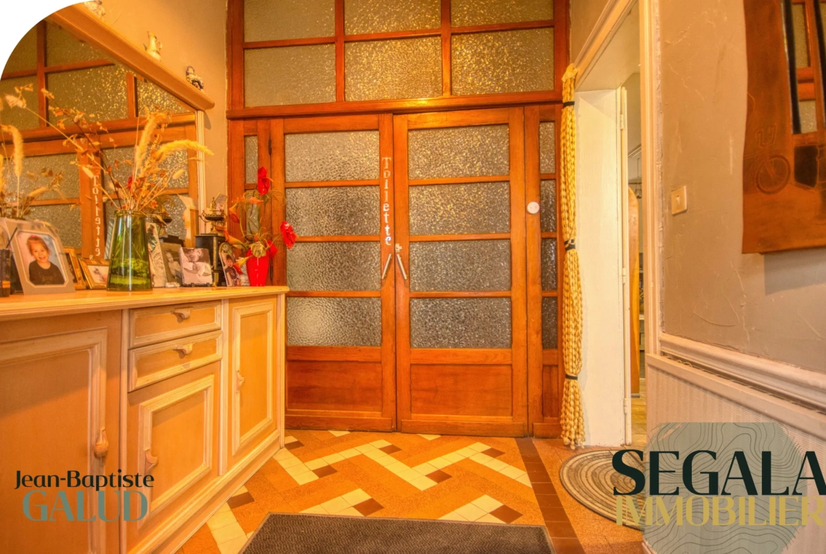 Maison en pierre à vendre à Carmaux – 2 chambres, jardin et terrasse sud 