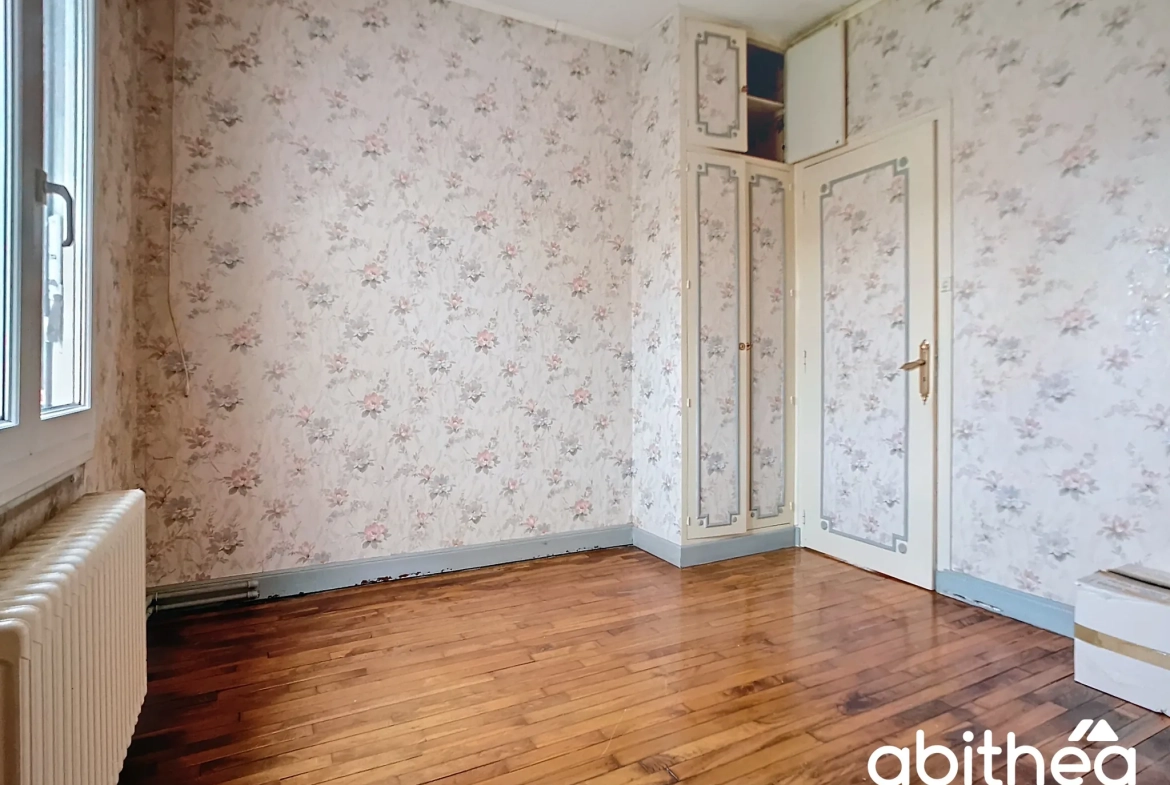 Maison 94 m² à Saint-Parres-aux-Tertres avec terrain et garage 