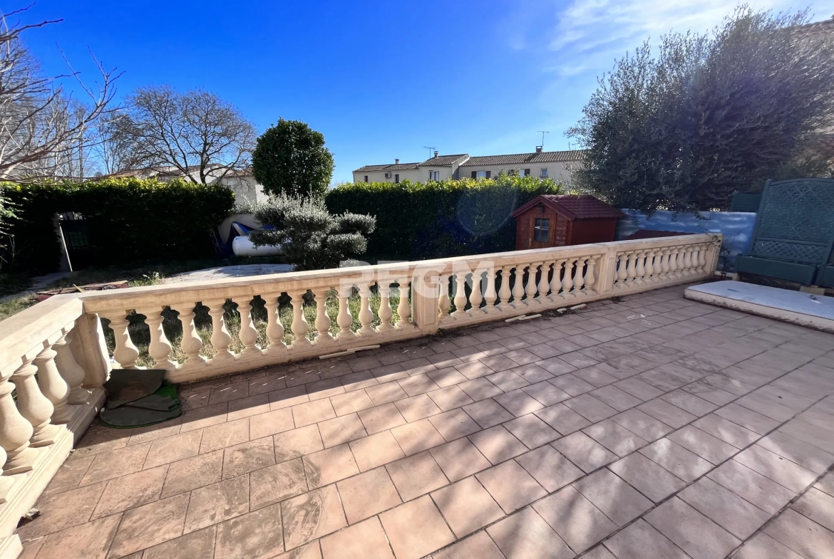 Maison 4 pièces avec garage et terrasse sud à Nîmes - Quartier Mas Possac 