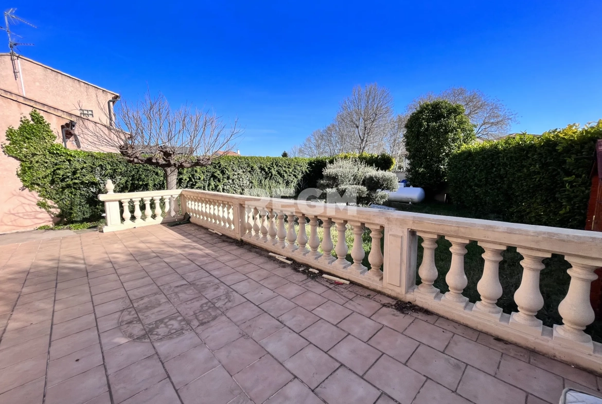 Maison 4 pièces avec garage et terrasse sud à Nîmes - Quartier Mas Possac 