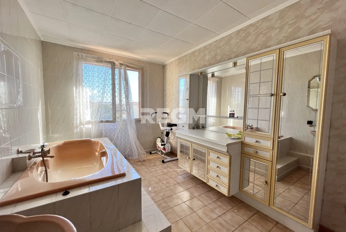 Maison 4 pièces avec garage et terrasse sud à Nîmes - Quartier Mas Possac 