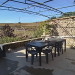 Maison typique ardéchoise avec vue panoramique à Rosières (07), rénovée et offrant un fort potentiel