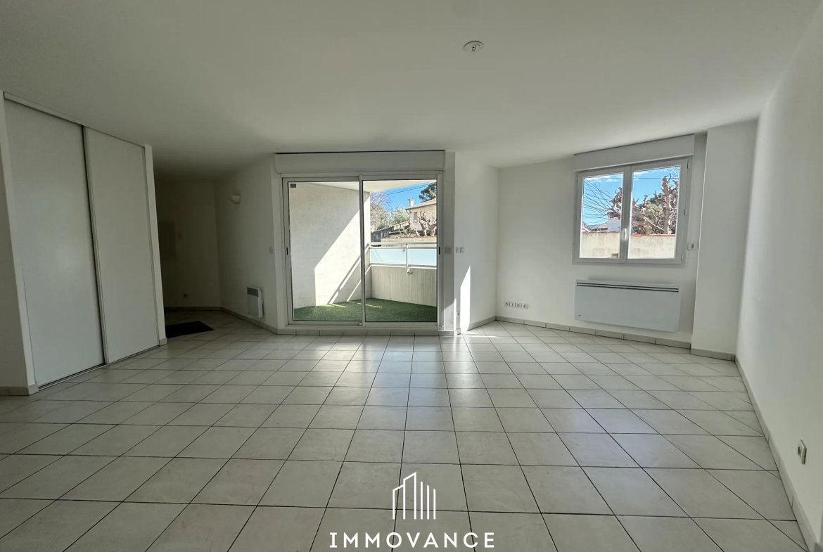 Appartement T2 de 54 m² avec balcon et garage à Montpellier 