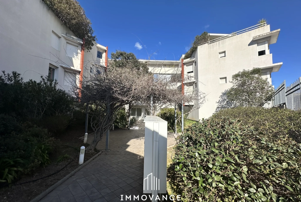 Appartement T2 de 54 m² avec balcon et garage à Montpellier 
