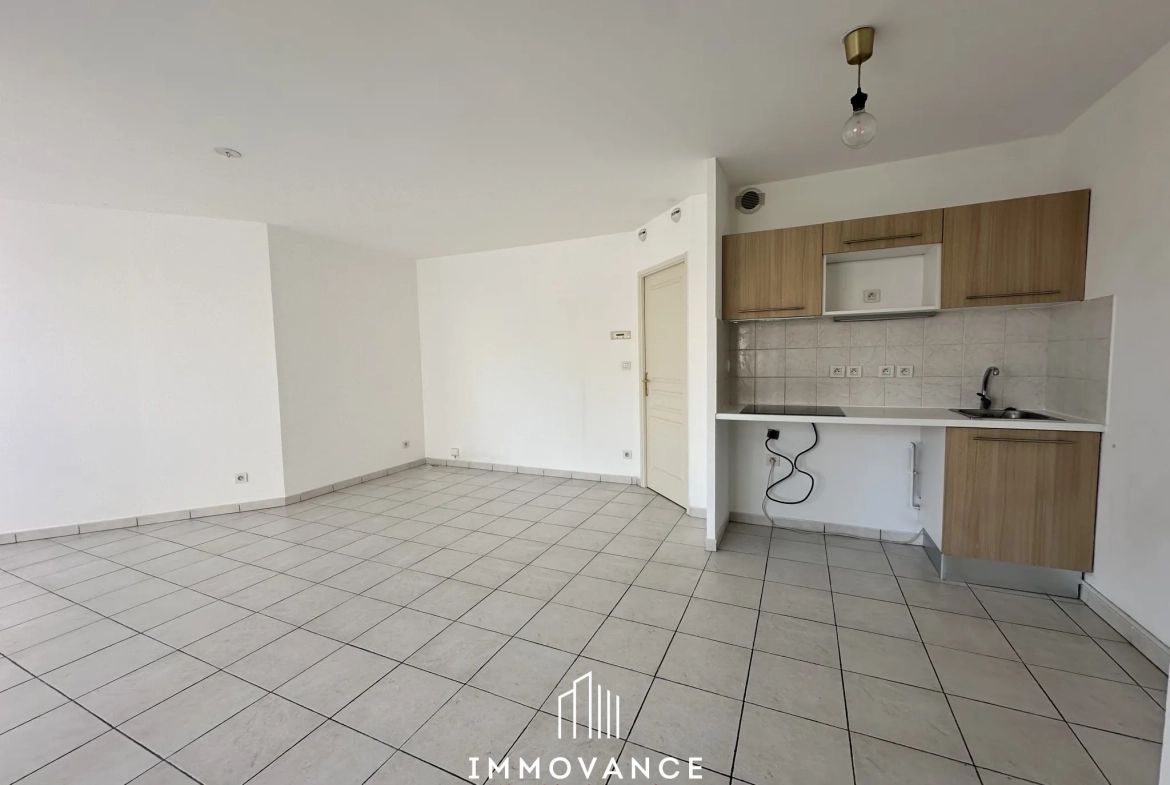 Appartement T2 de 54 m² avec balcon et garage à Montpellier 