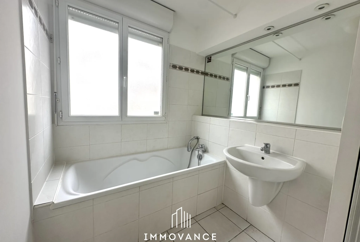 Appartement T2 de 54 m² avec balcon et garage à Montpellier 