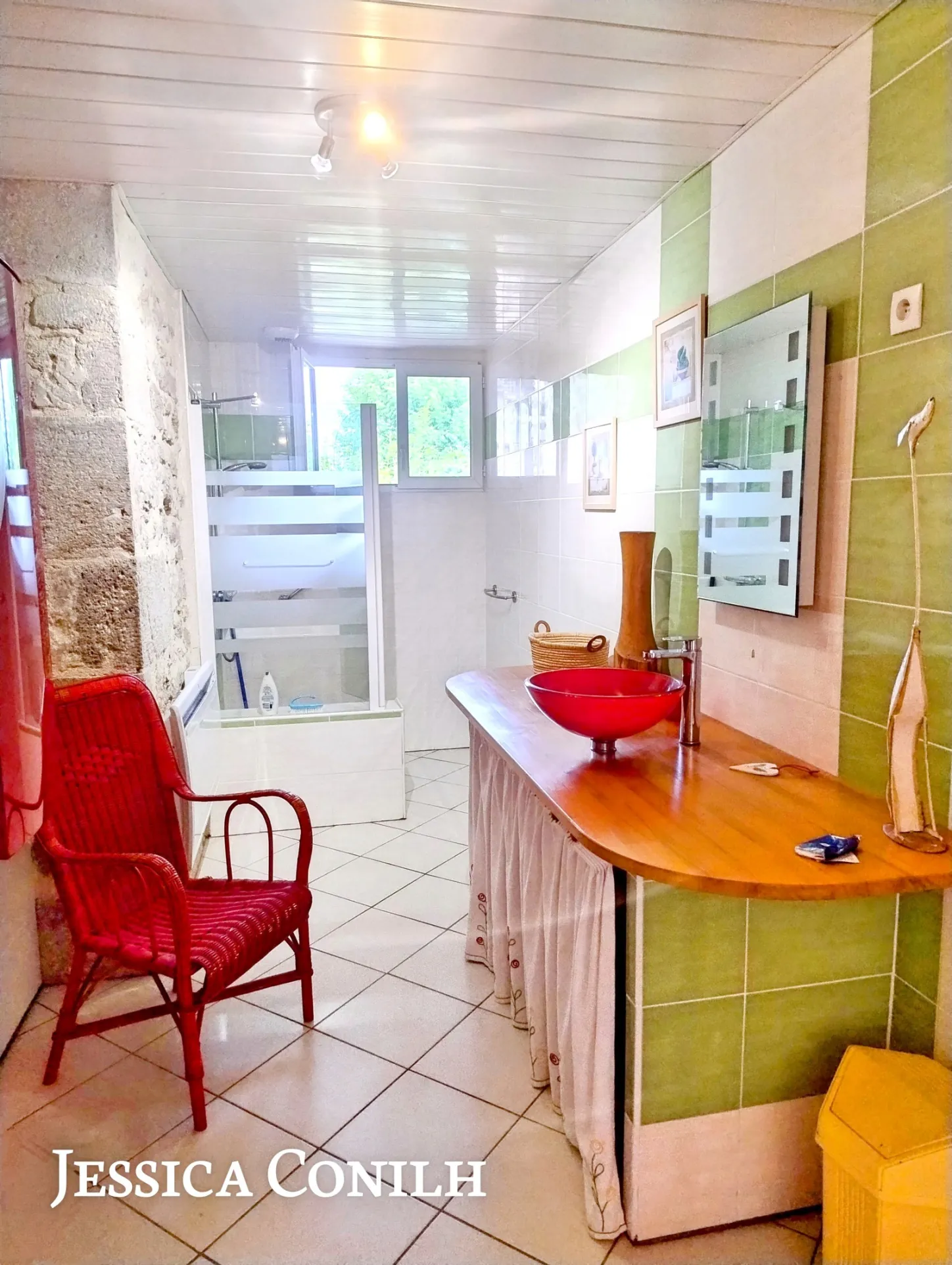 Longère en pierres avec jardin à Soussac, proche Sauveterre et Pellegrue – pot.div.2 logements 