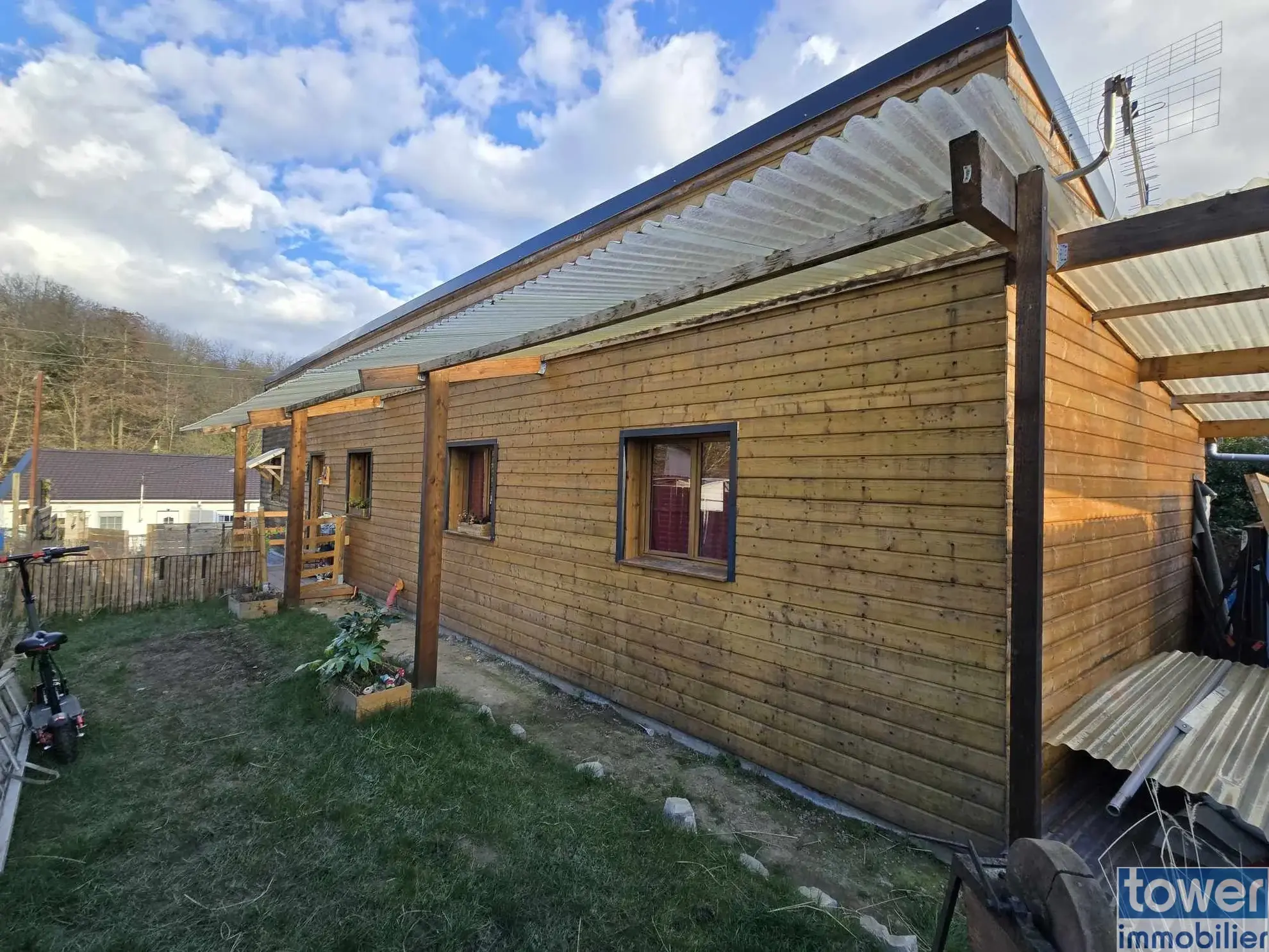 Maison neuve de plain-pied à Lapugnoy avec jardin et dépendance 