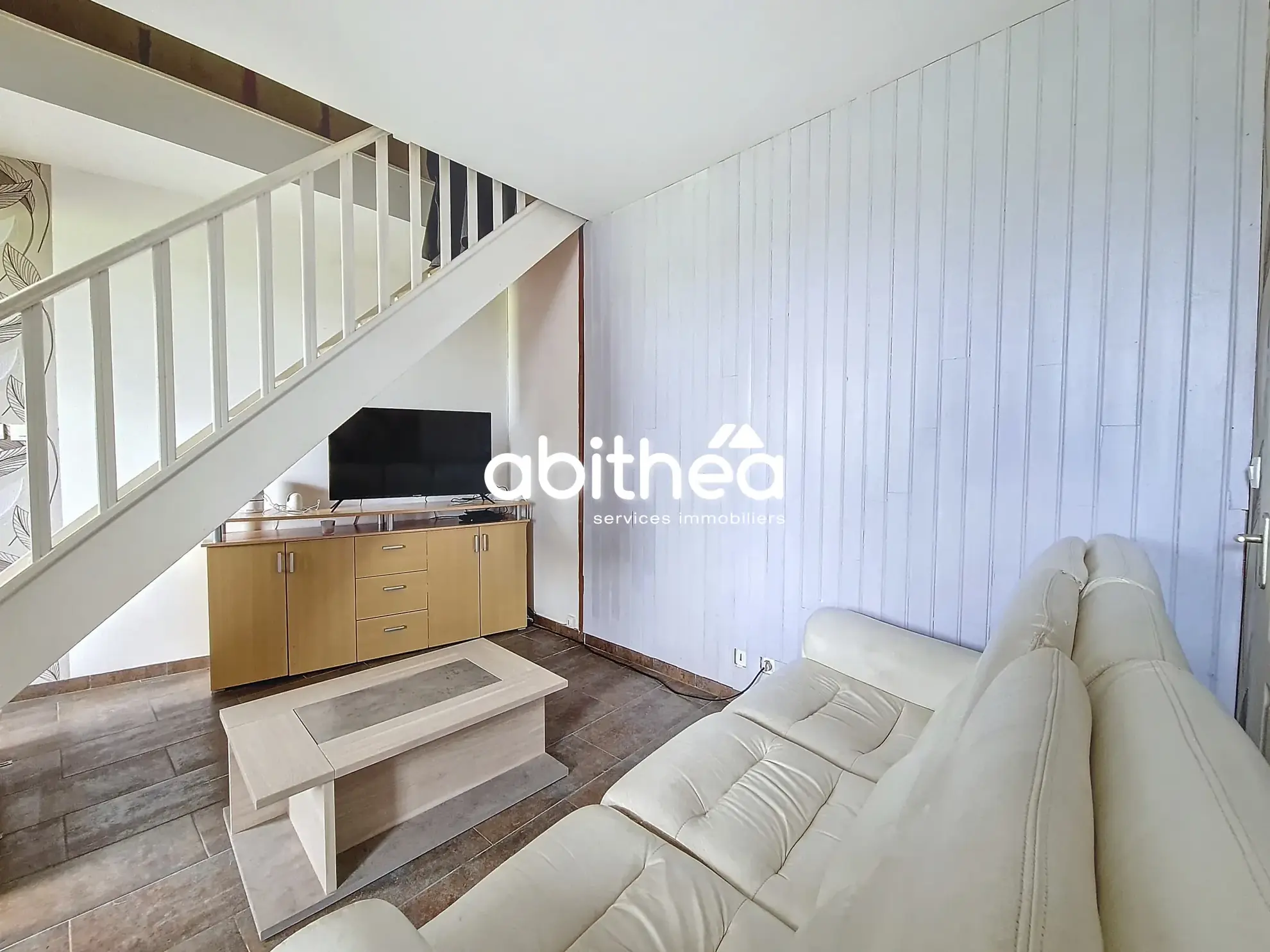 Maison de 180 m² avec grand terrain constructible à Saint-Ciers du Taillon 