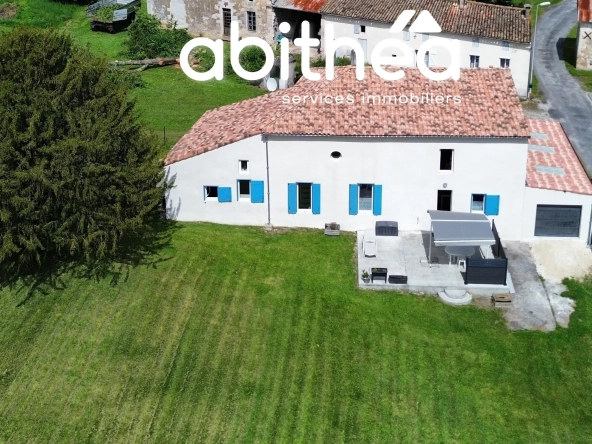 Maison de 180 m² avec grand terrain constructible à Saint-Ciers du Taillon