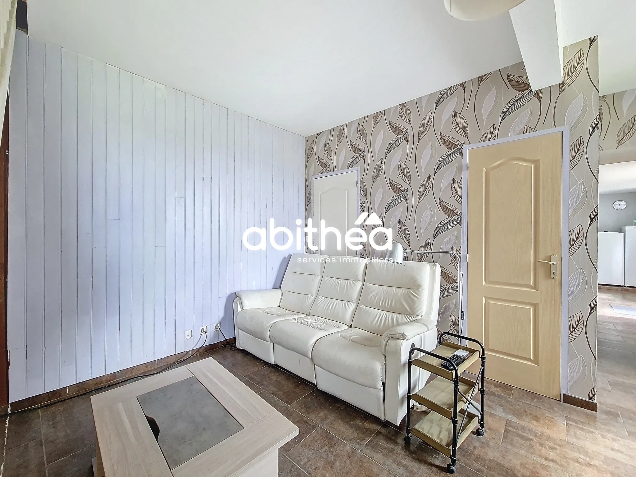 Maison de 180 m² avec grand terrain constructible à Saint-Ciers du Taillon 
