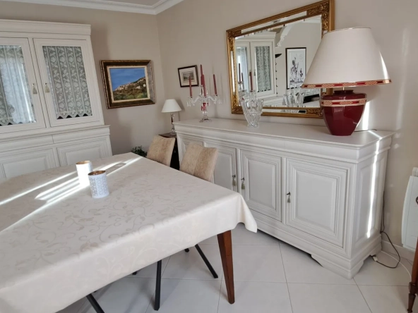 Magnifique appartement 3 pièces avec garage et cave à Gardanne (13120) 