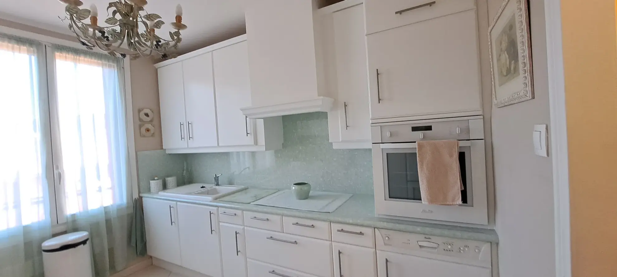 Magnifique appartement 3 pièces avec garage et cave à Gardanne (13120) 