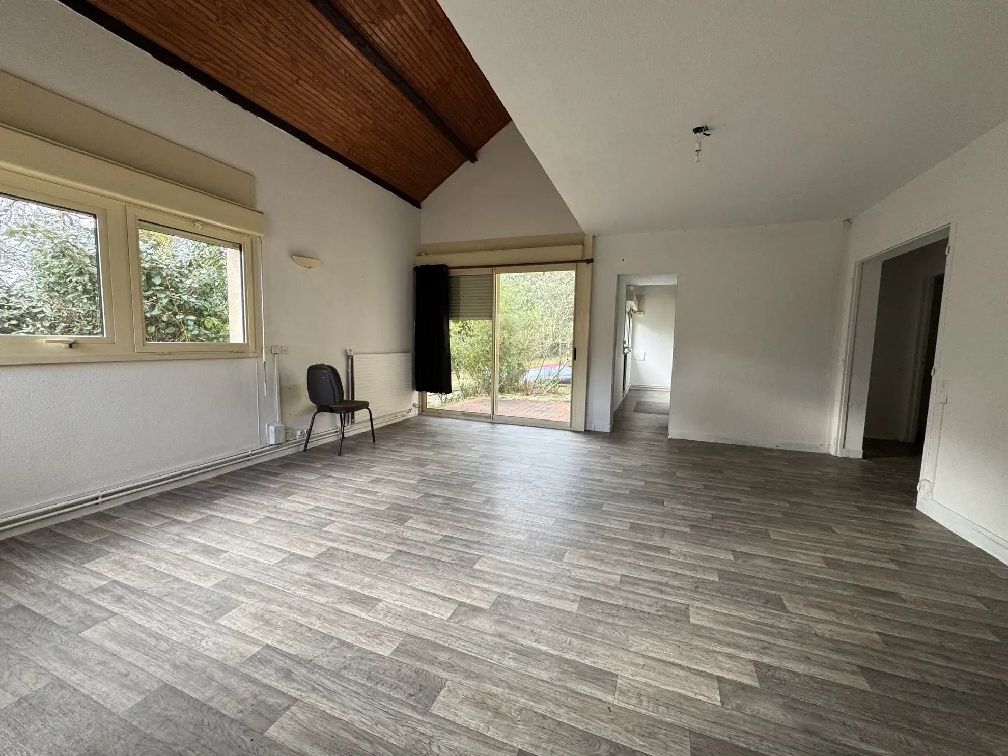 Maison à rénover de 120 m² à Meschers-sur-Gironde proche plage 