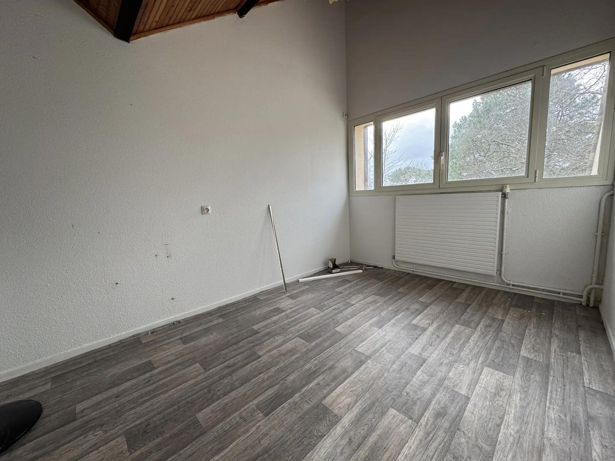 Maison à rénover de 120 m² à Meschers-sur-Gironde proche plage 