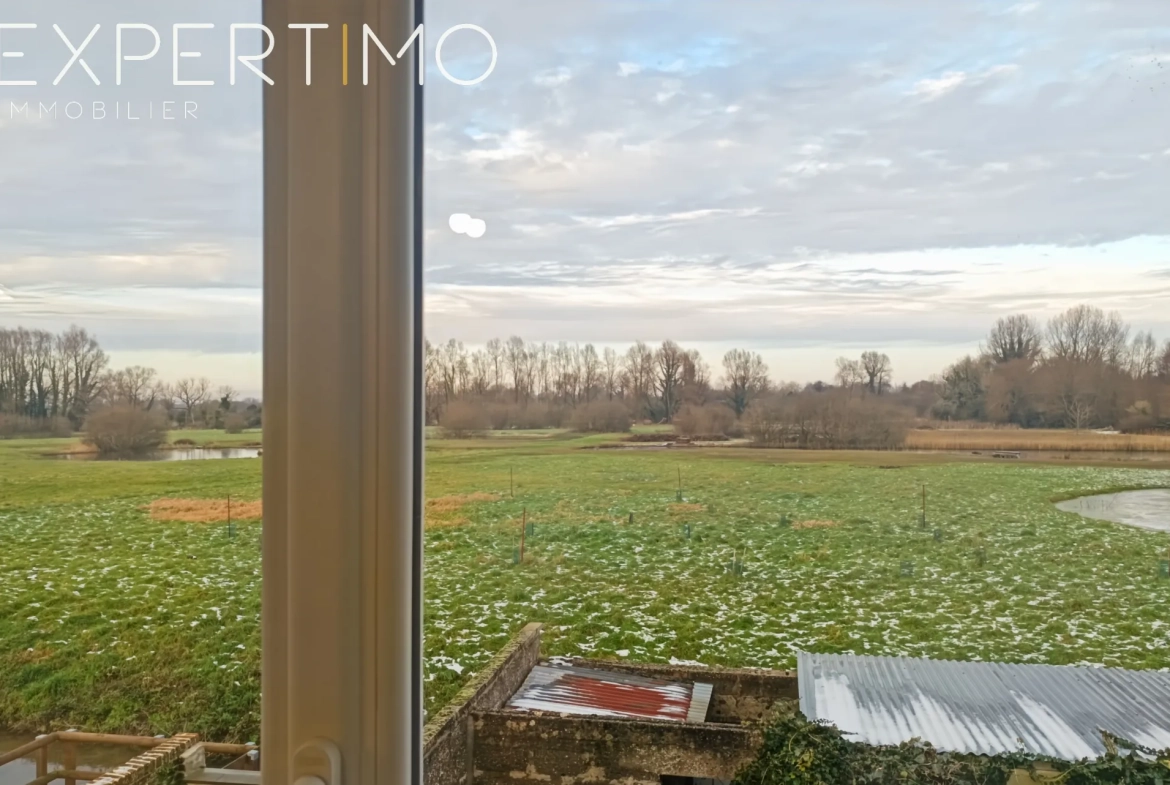 Maison familiale à vendre avec terrasse et vue campagne en centre-ville de Rue, Somme 