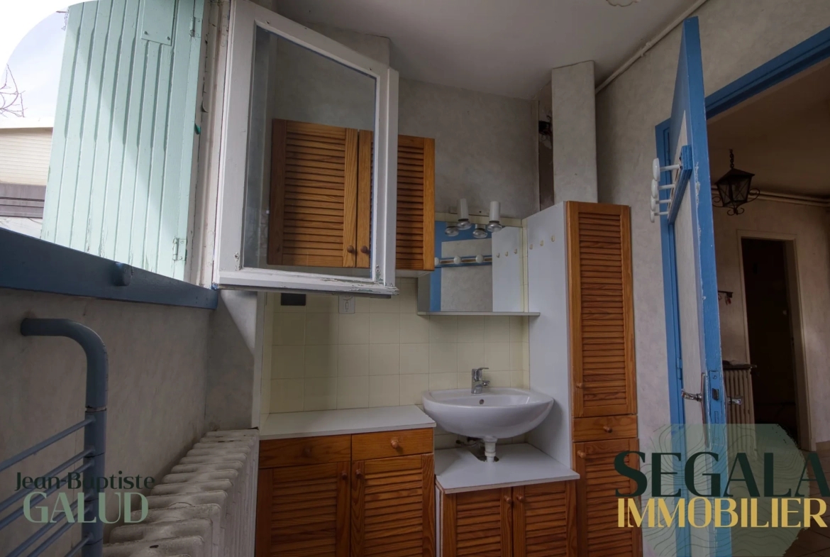 Maison à vendre à Carmaux - Quartier Sainte Cécile avec jardin et garage 