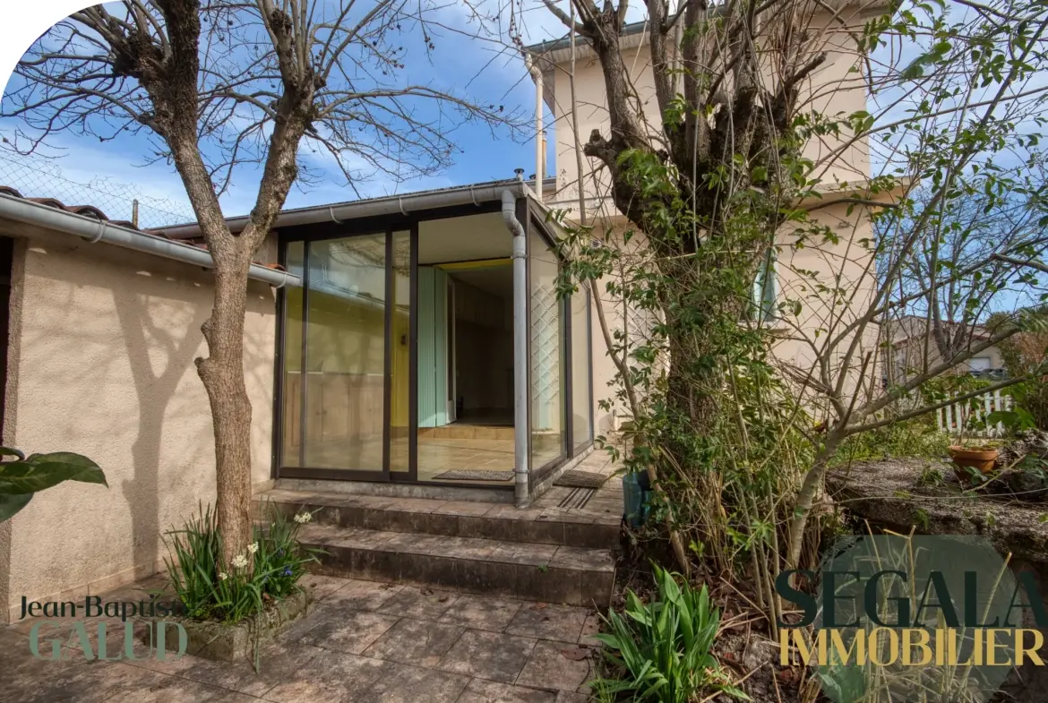 Maison à vendre à Carmaux - Quartier Sainte Cécile avec jardin et garage 