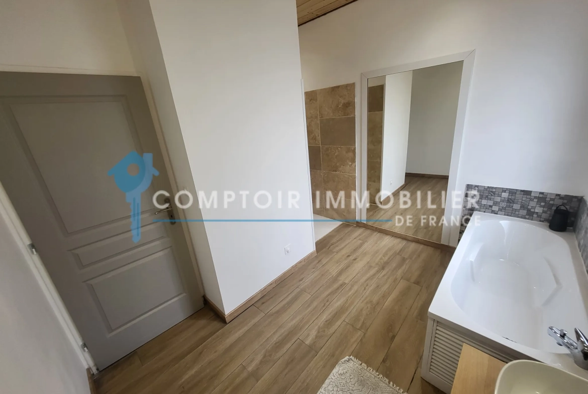 Magnifique maison atypique de plain-pied à vendre à Le Cheylard en Ardèche 