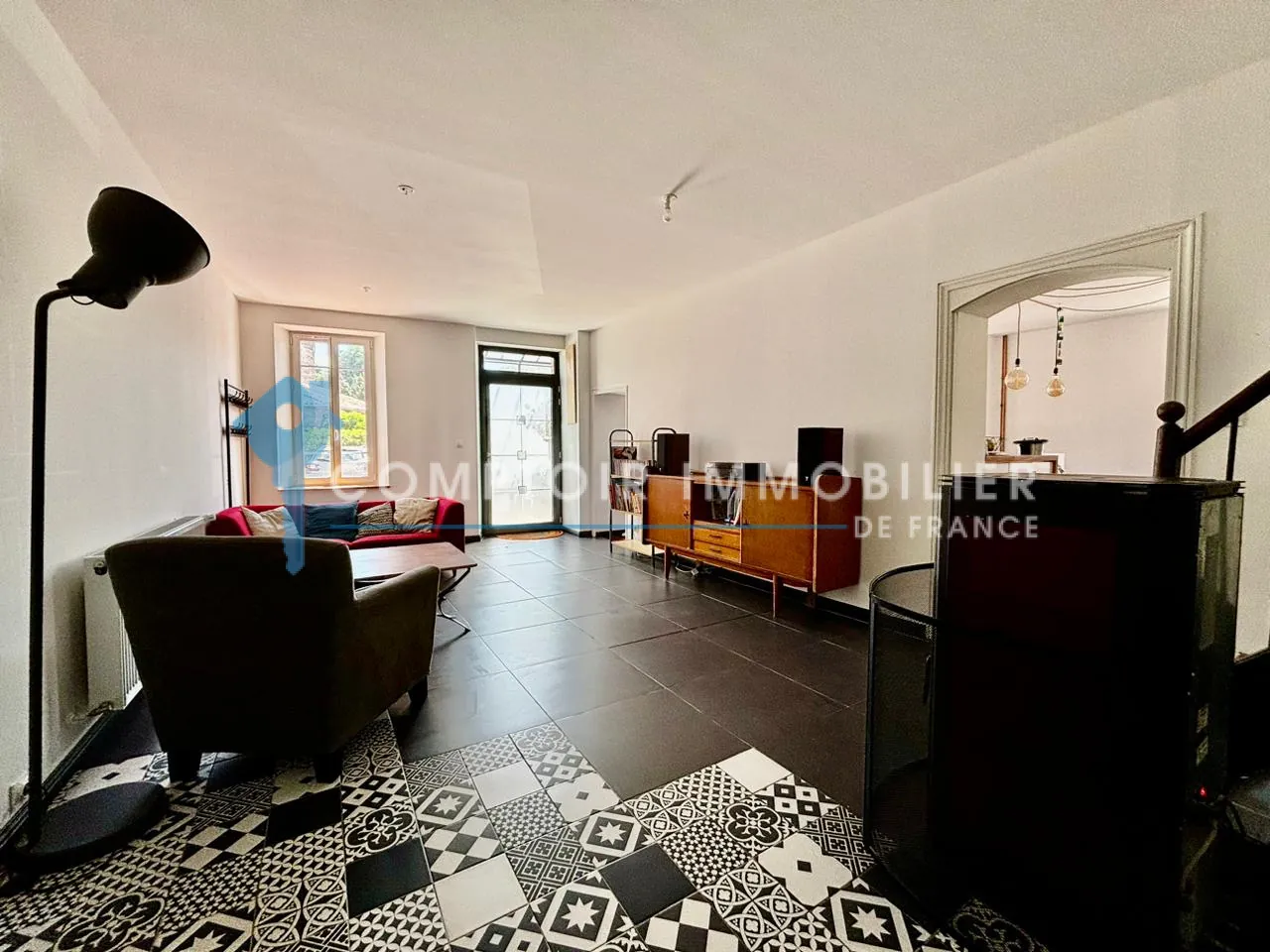 Belle maison de village avec appartement indépendant à Labastide-Saint-Sernin 