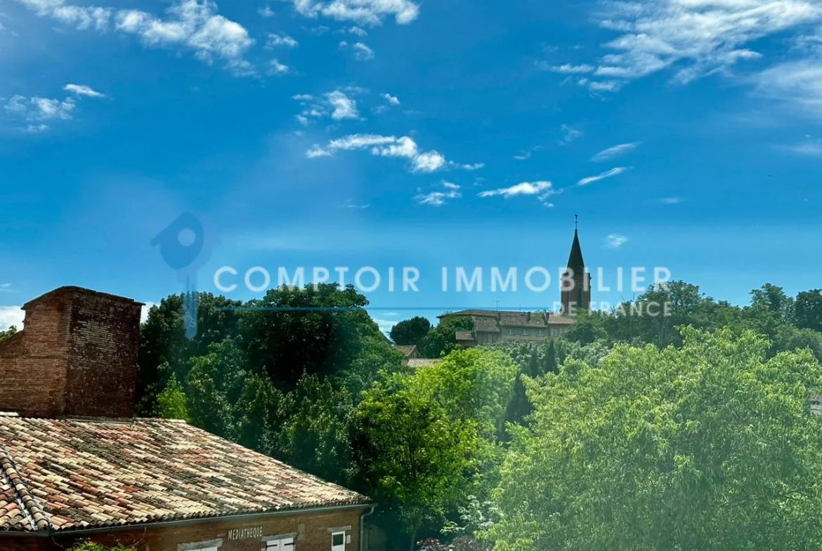 Belle maison de village avec appartement indépendant à Labastide-Saint-Sernin 