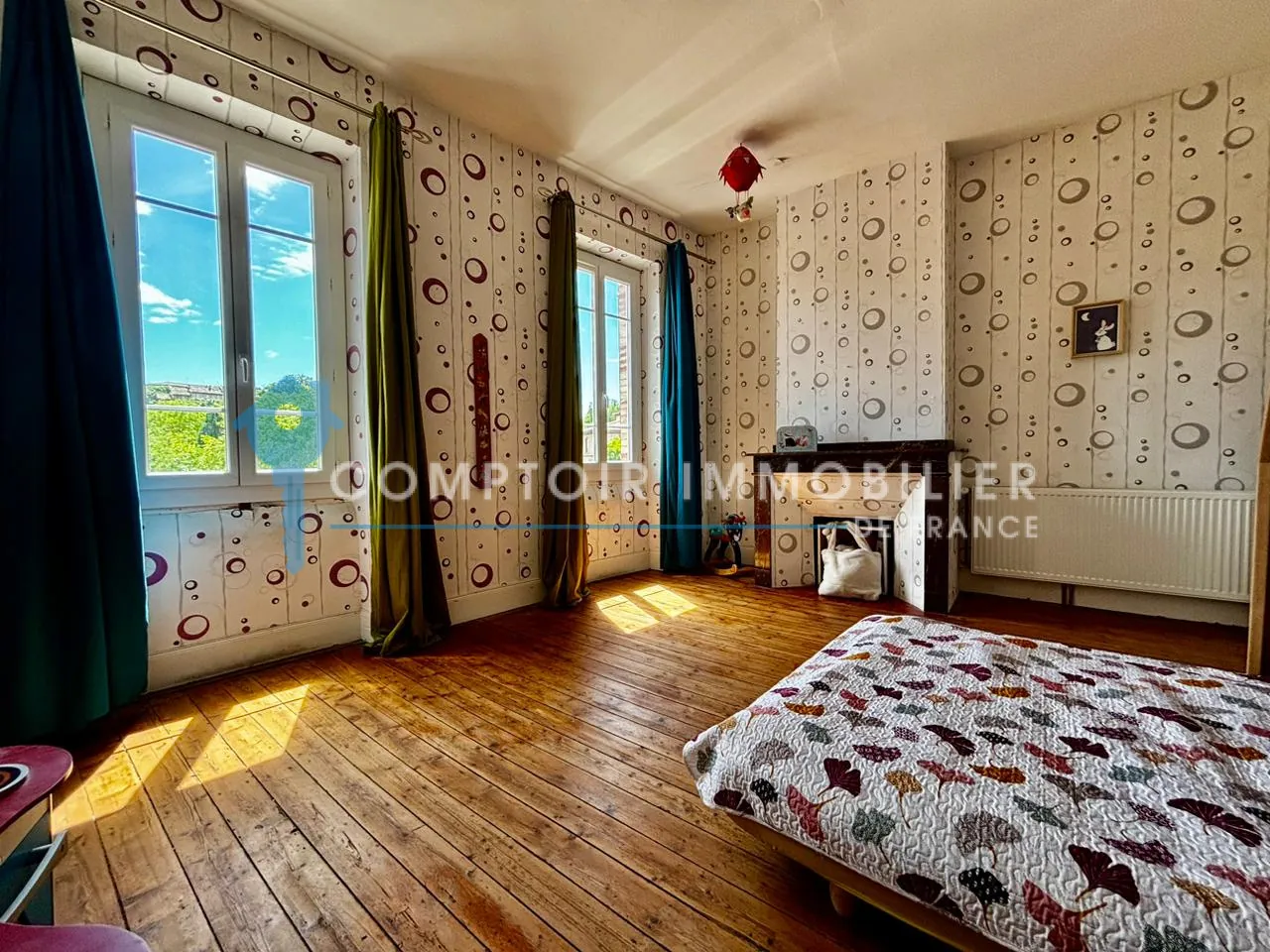 Belle maison de village avec appartement indépendant à Labastide-Saint-Sernin 